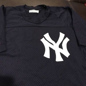 Jersey like yankee shirt