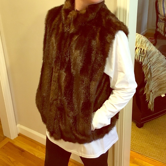 EUC Harolds Faux Fur Vest