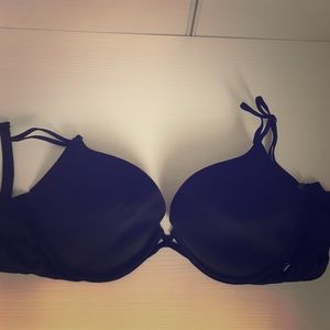 38 d Victoria secret push-up bras black