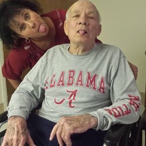 Meet your Posher, Joyce