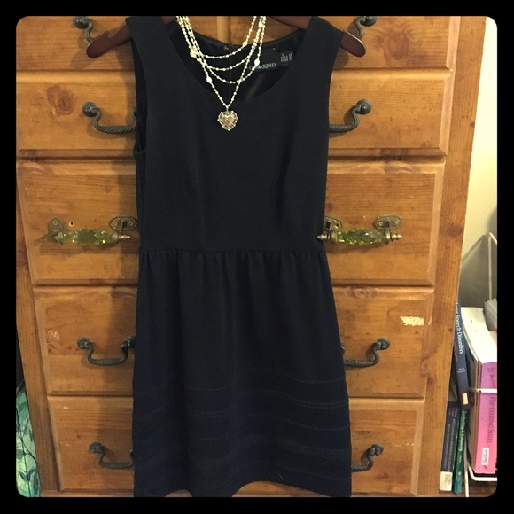 Black cocktail dress by Cynthia Rowley size xs