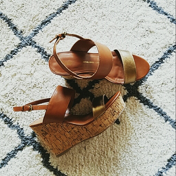 Gap wedge size 6.5 NWOT - Picture 3 of 6