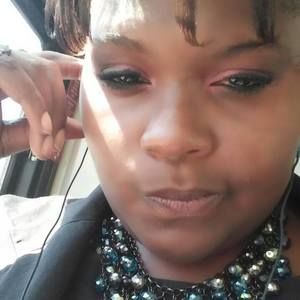 Meet your Posher, Brittni