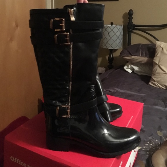 Rain boots