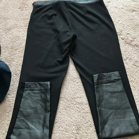 Black pants one size no real leather - Picture 1 of 3