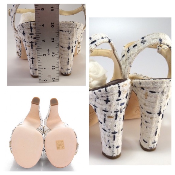 SOLD NIB CHANEL Tweed 16P Chain Sandals White Navy - Picture 3 of 7