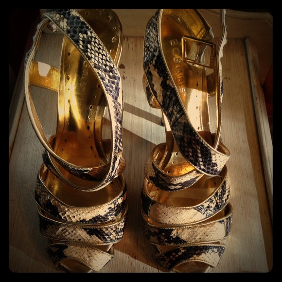 BCBG  Gold Snakeskin Shoes
