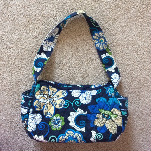 NEVER USED Retired Vera Bradley mini shoulder bag