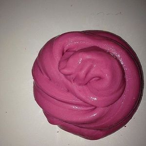 Strawberry smoothie slime