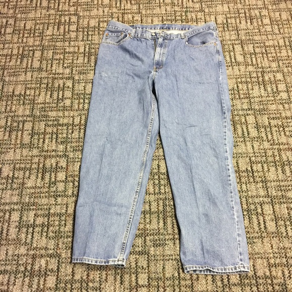 Levi 550 blue jeans