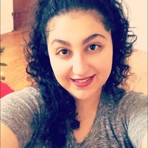 Meet your Posher, Veronica