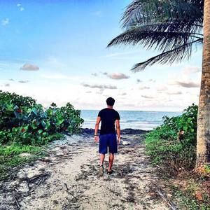 Meet your Posher, Omar