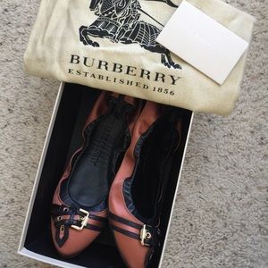 Burberry flats