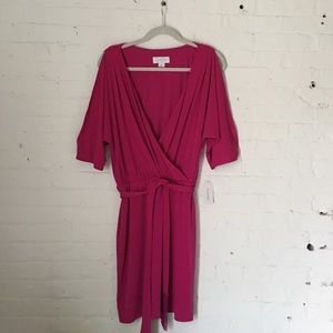 Kimono style split sleeve dress.