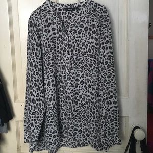 Long sleeve leopard blouse
