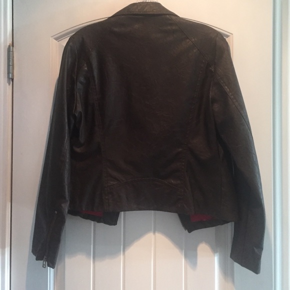 Leather jacket - Picture 3 of 4