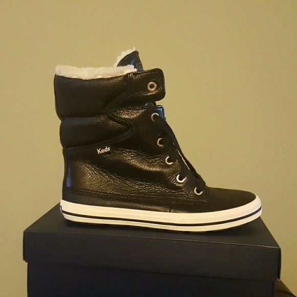 ****SOLD****Keds High top sneaker - Picture 1 of 3