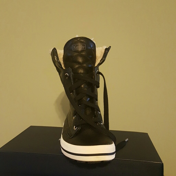 ****SOLD****Keds High top sneaker - Picture 2 of 3