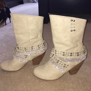 Women's boots