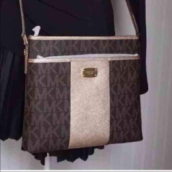 💜Michael Kors Metallic Stripe Crossbody Bag💜 - Picture 4 of 4