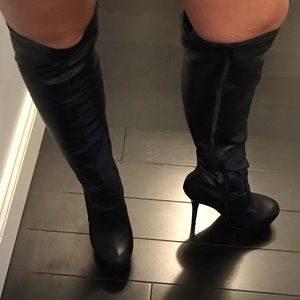 Women's knee high platform boots