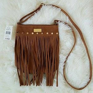 SALE! Stylish Tan Purse (NWT)