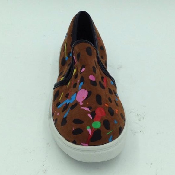 NEW Girls Steve Madden Slip On - Picture 3 of 4