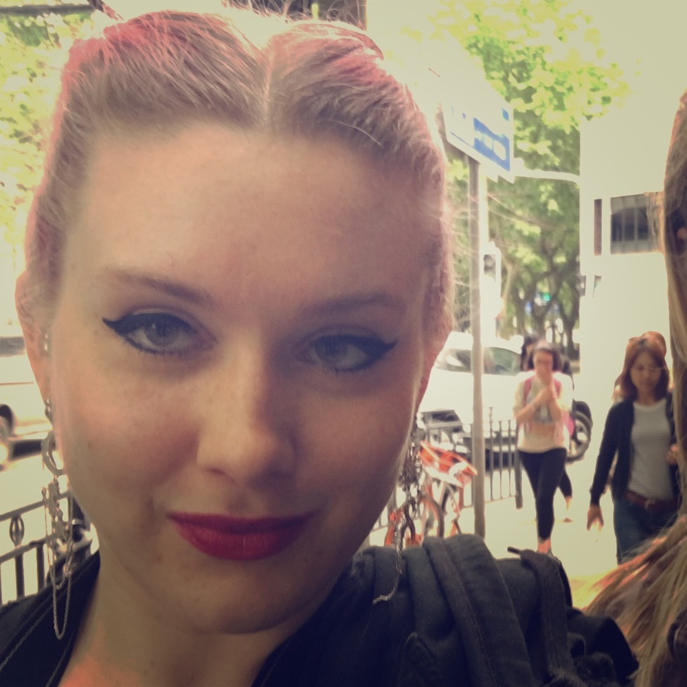 Meet your Posher, Catherine