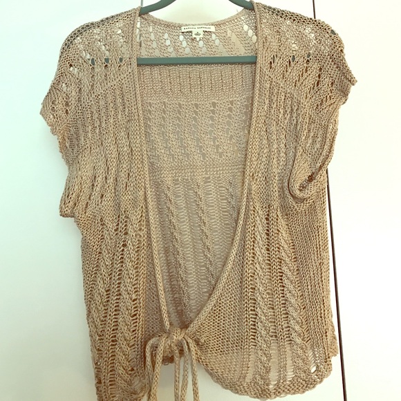 Hand woven shrug Banana Republic
