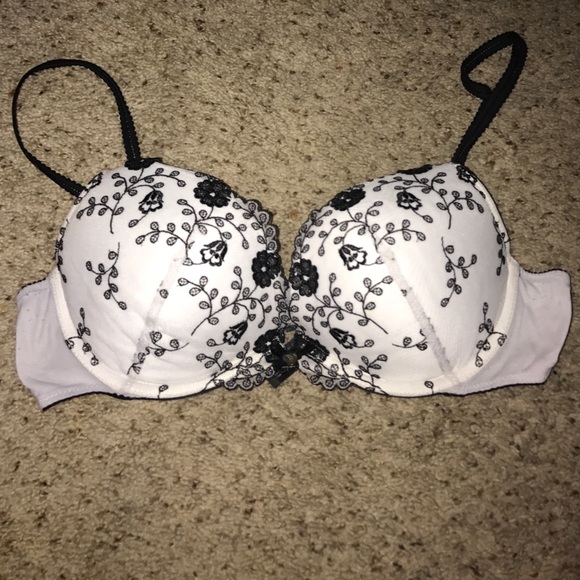 Victoria's Secret push up bra