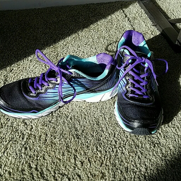 Fila women's athletic shoes