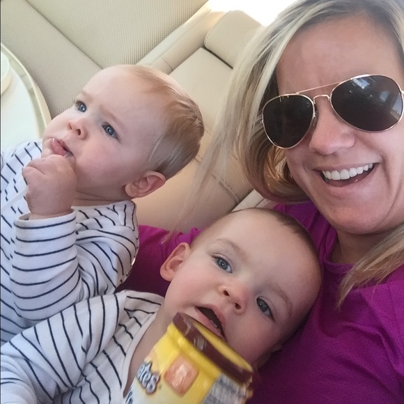 Meet your Posher, Lisa - Picture 1 of 1