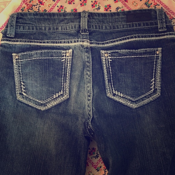 Day trip Virgo bootcut jeans ...👖🌸