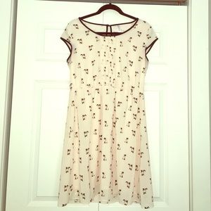 Adorable cat dress!
