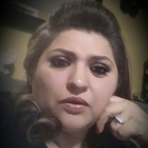 Meet your Posher, Adriana