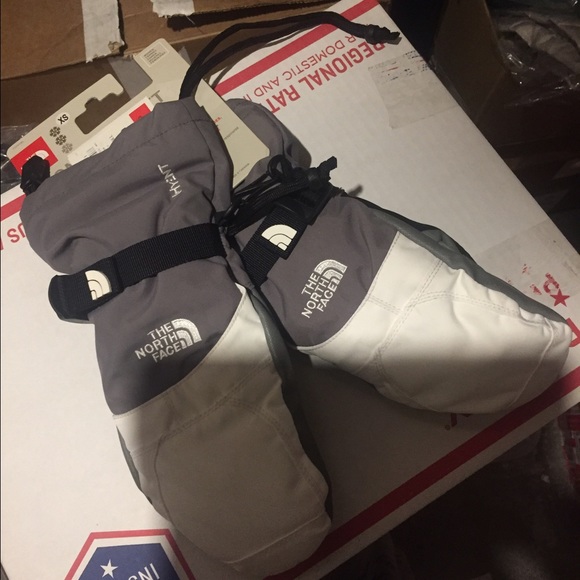 north face montana mitt women's