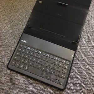iPad Mini Belkin Bluetooth Keyboard Case