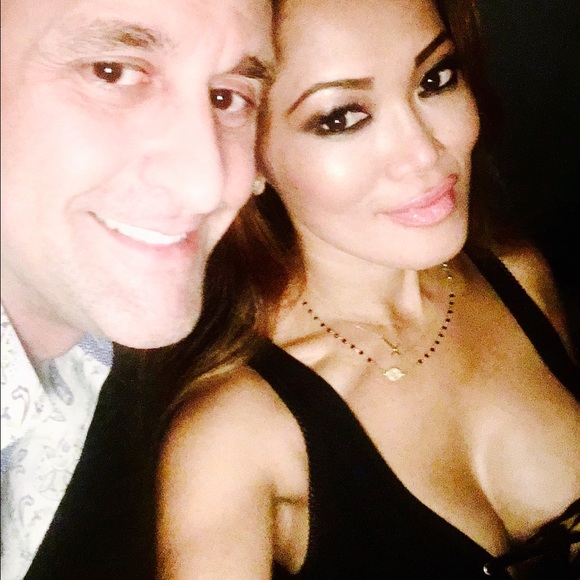 Meet your Posher, Thea