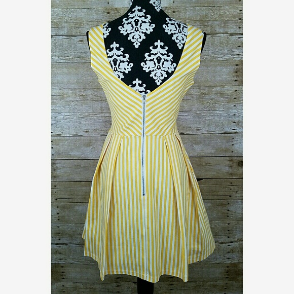 🚫 SOLD Sweet Sinnamon Pin Up Style Retro Dress - Picture 4 of 4