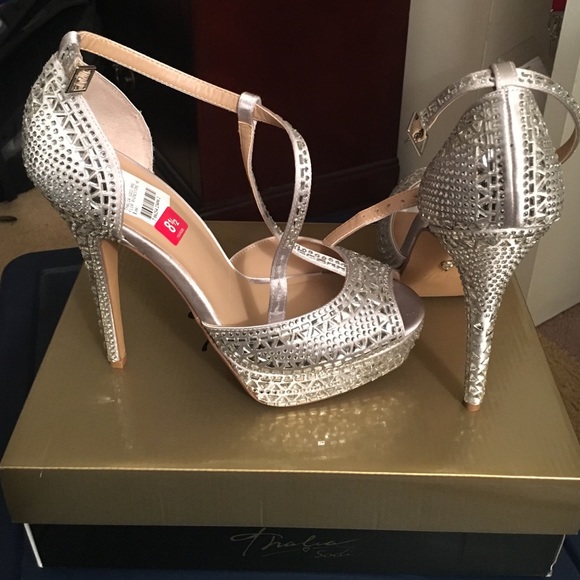 Brand New Rhinestone Pumps - Picture 2 of 2