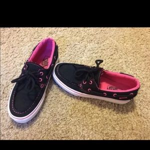 Black and pink vans!!