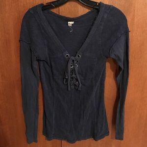 Super trendy tied up top