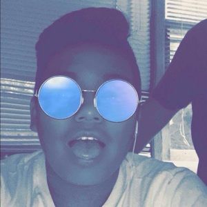 Meet your Posher, Asiah