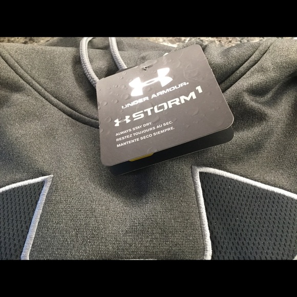 Under Armour Men's Hooded Sweatshirt