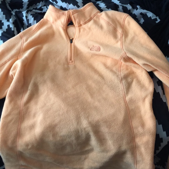XL "The North Face" 1/4 zip pull over - Picture 1 of 3