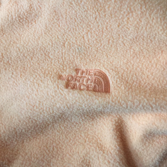 XL "The North Face" 1/4 zip pull over - Picture 2 of 3