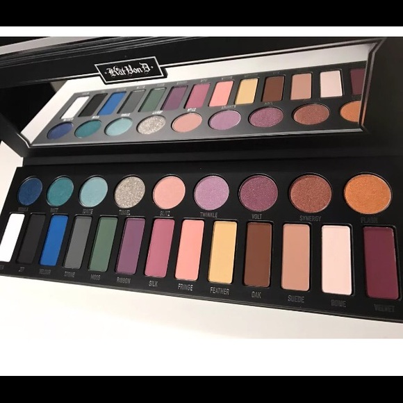 ☆ KAT VON D ☆ Metal Matte Palette BNIB ‼️LAST ONE! - Picture 2 of 6