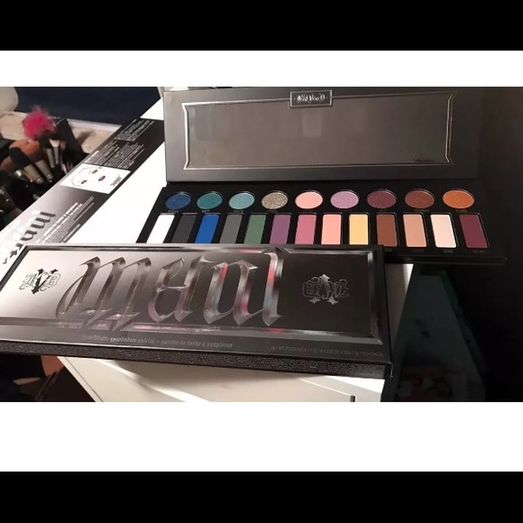 ☆ KAT VON D ☆ Metal Matte Palette BNIB ‼️LAST ONE! - Picture 5 of 6