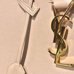 Meet your Posher, Pear