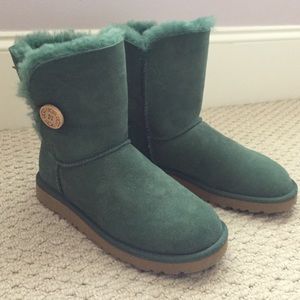 UGG Bailey button boots